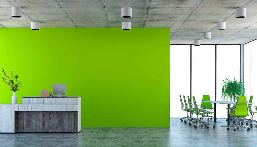 zielone ściany w biurze